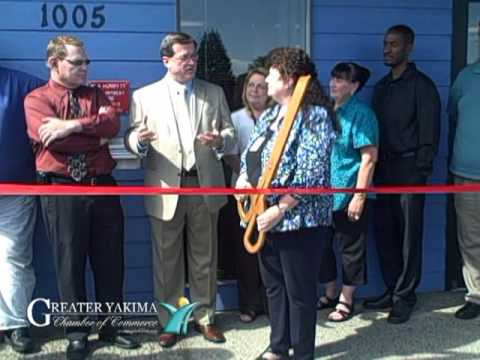 Yakima Chamber - Charter Communications ribbon cutting