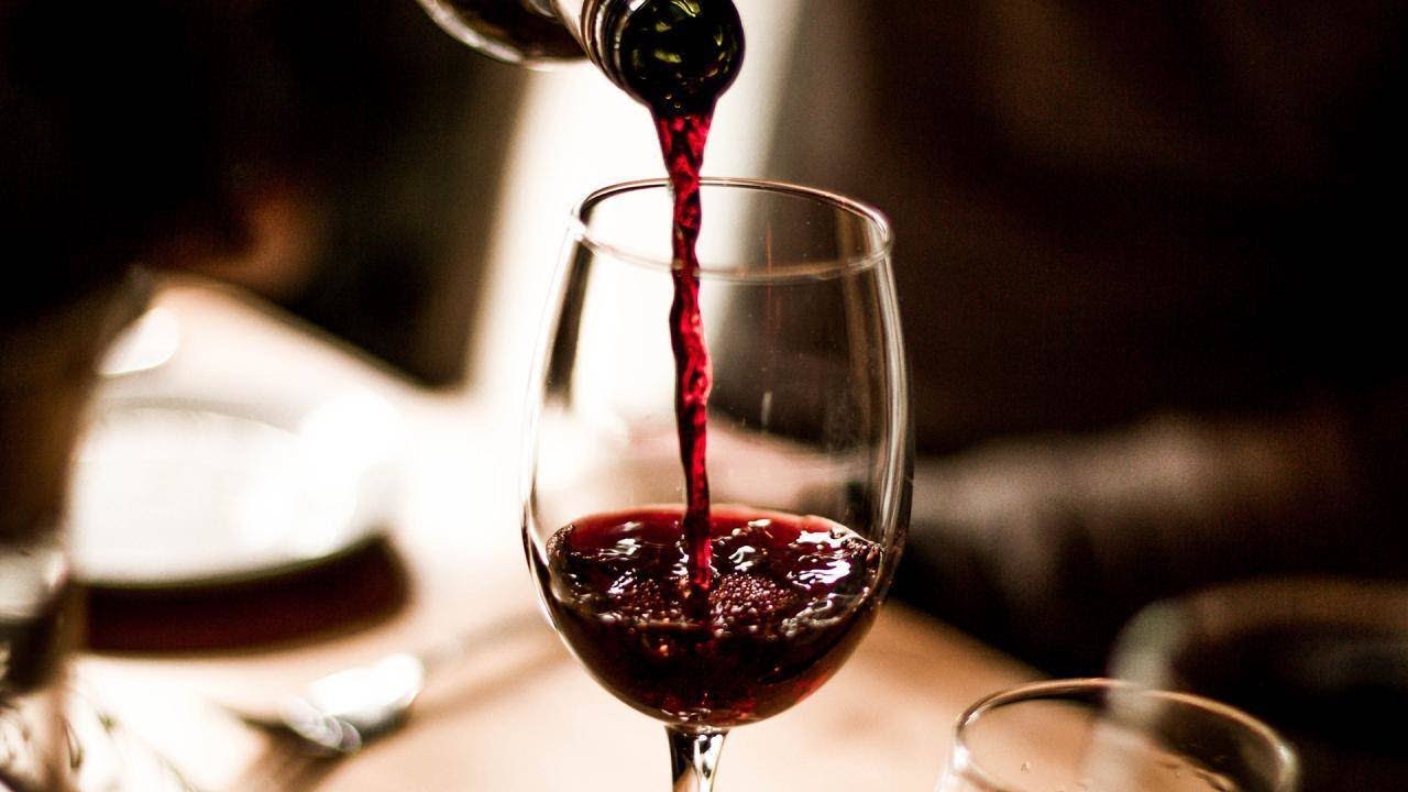 The Real Reason Why You Should NOT Drink Alcohol While Taking Antibiotics